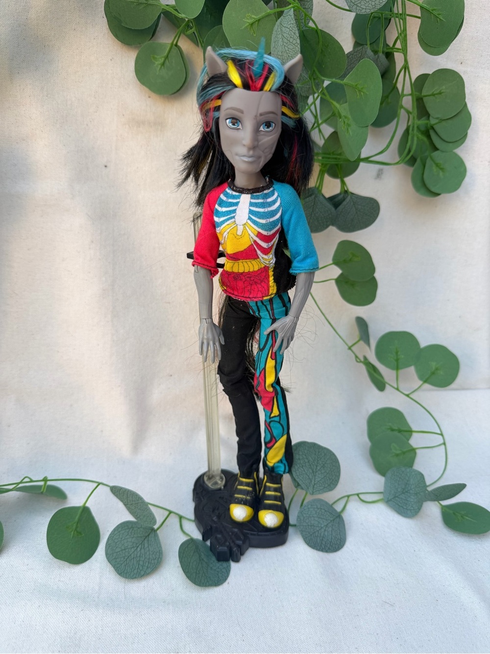 Monster High Neighthan Rot doll
